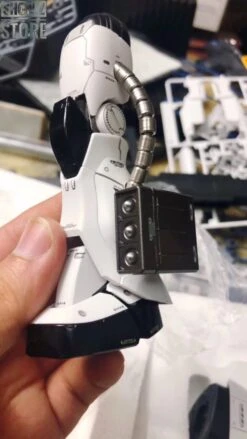 Metal Soldier MS 1/100 MS-06J MS06J Zaku II White Ogre Gundam Mobile Suit -Happy Toy Store 1c1526c225