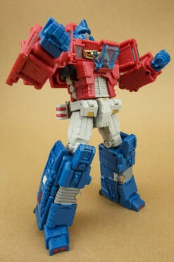 Toyworld TW-01C TW-02C Orion Optimus Prime + Hegemon Megatron Set Of 2 -Happy Toy Store 2c6e3fcc9e