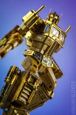 Takara MP10G MP-10G Masterpiece Optimus Prime Gold Lagoon Edition -Happy Toy Store 551d1faa54