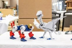 Mastermind Creations R-36 Inventa Sky Lynx -Happy Toy Store 698cc9a4cd