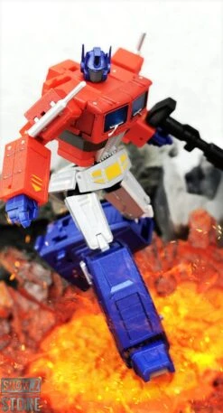 Magic Square MS-B18X Light Of Justice Optimus Prime Metallic Version -Happy Toy Store 794b327f4f