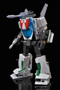 Takara MP-20+ Wheeljack Anime Color -Happy Toy Store 8661b06f05