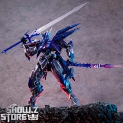 Strange Work 1/20 Frosty Cat Model Kit Clear Version