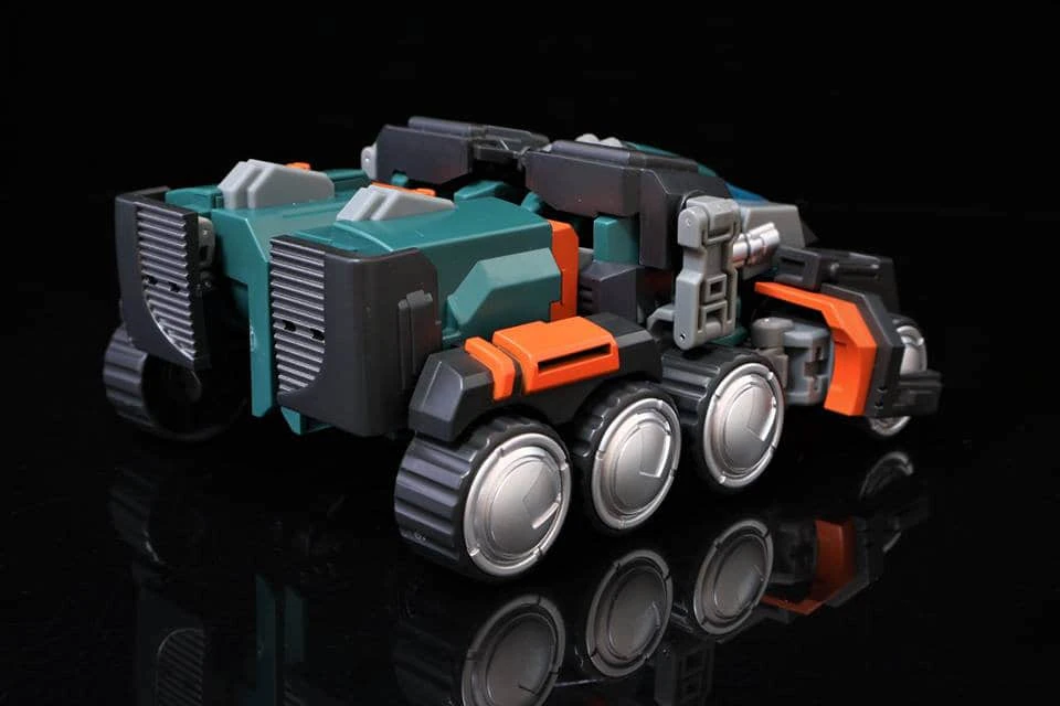 Mastermind Creations R-34 Cylindrus Roller 5 Mastermind Creations R-34 Cylindrus Roller - Image 3