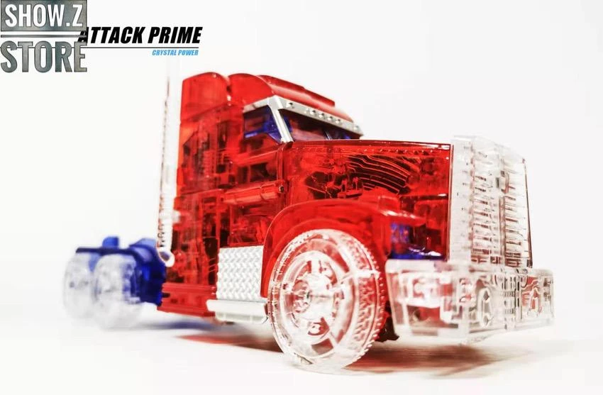 APC Toys APC-001 Attack Prime TFP Optimus Prime Clear Version W/ Clear Wheels 8 APC Toys APC-001 Attack Prime TFP Optimus Prime Clear Version W/ Clear Wheels - Image 6