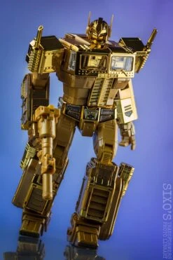 Takara MP10G MP-10G Masterpiece Optimus Prime Gold Lagoon Edition -Happy Toy Store ca03d3daf5