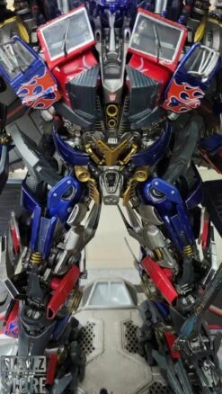 HEAT Studio Custom Made Jetpower Optimus Prime Statue -Happy Toy Store e845b947ae